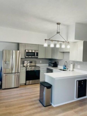 Newly renovated -2 Bedroom Condo